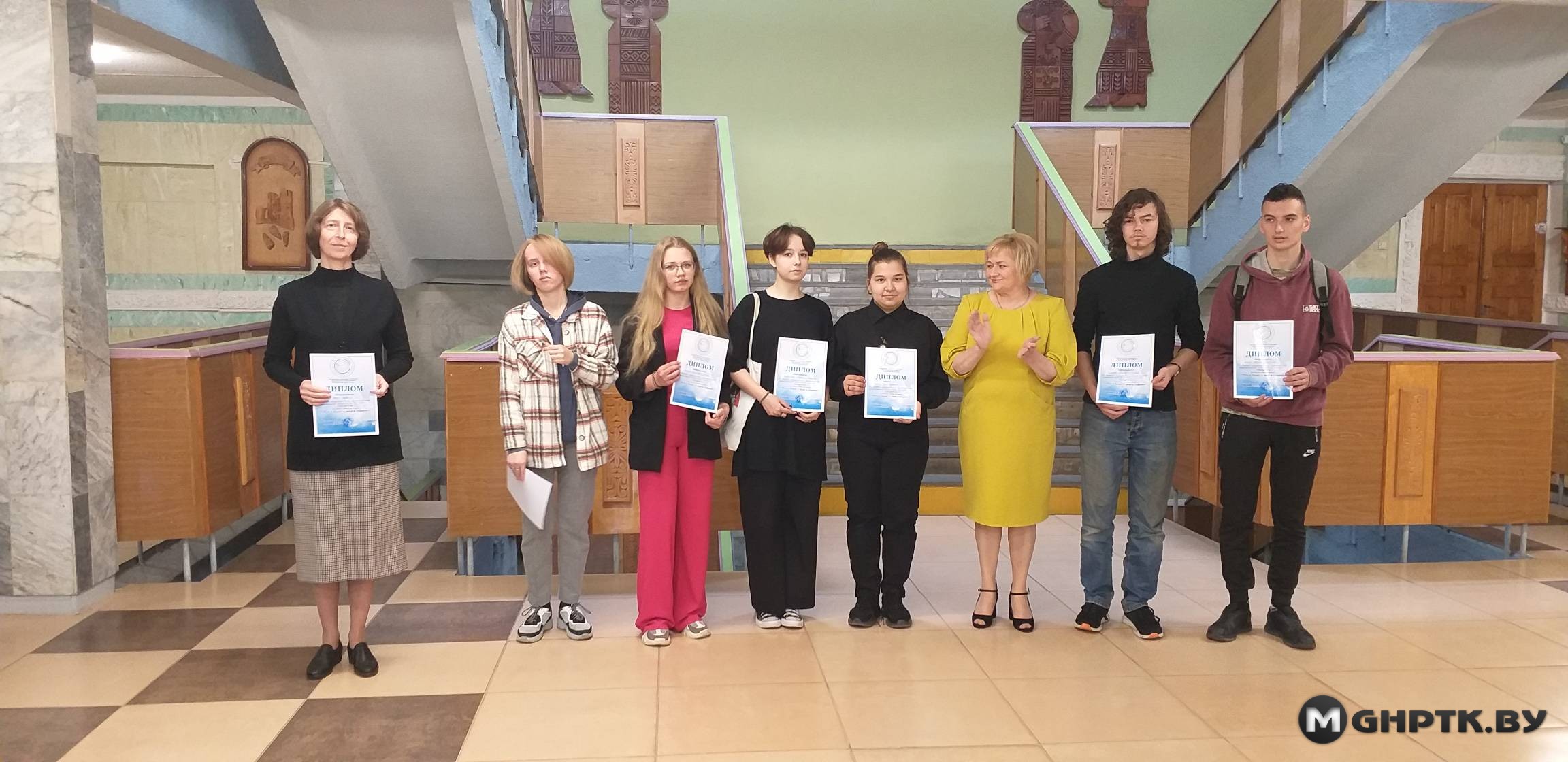 Вручены награды победителям конкурса «Мир в душе — мир в стране»
